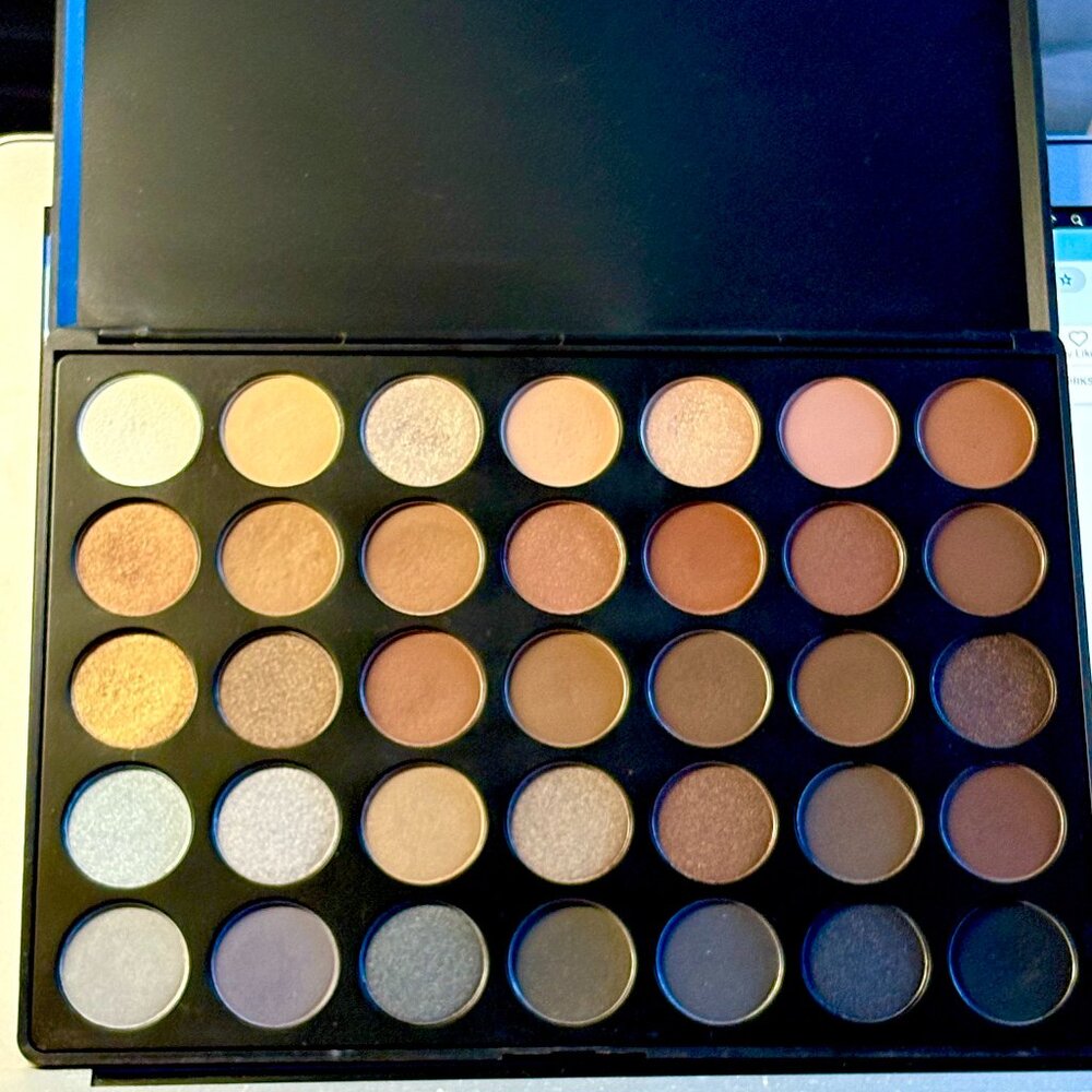 Morphe Neutrals Palette